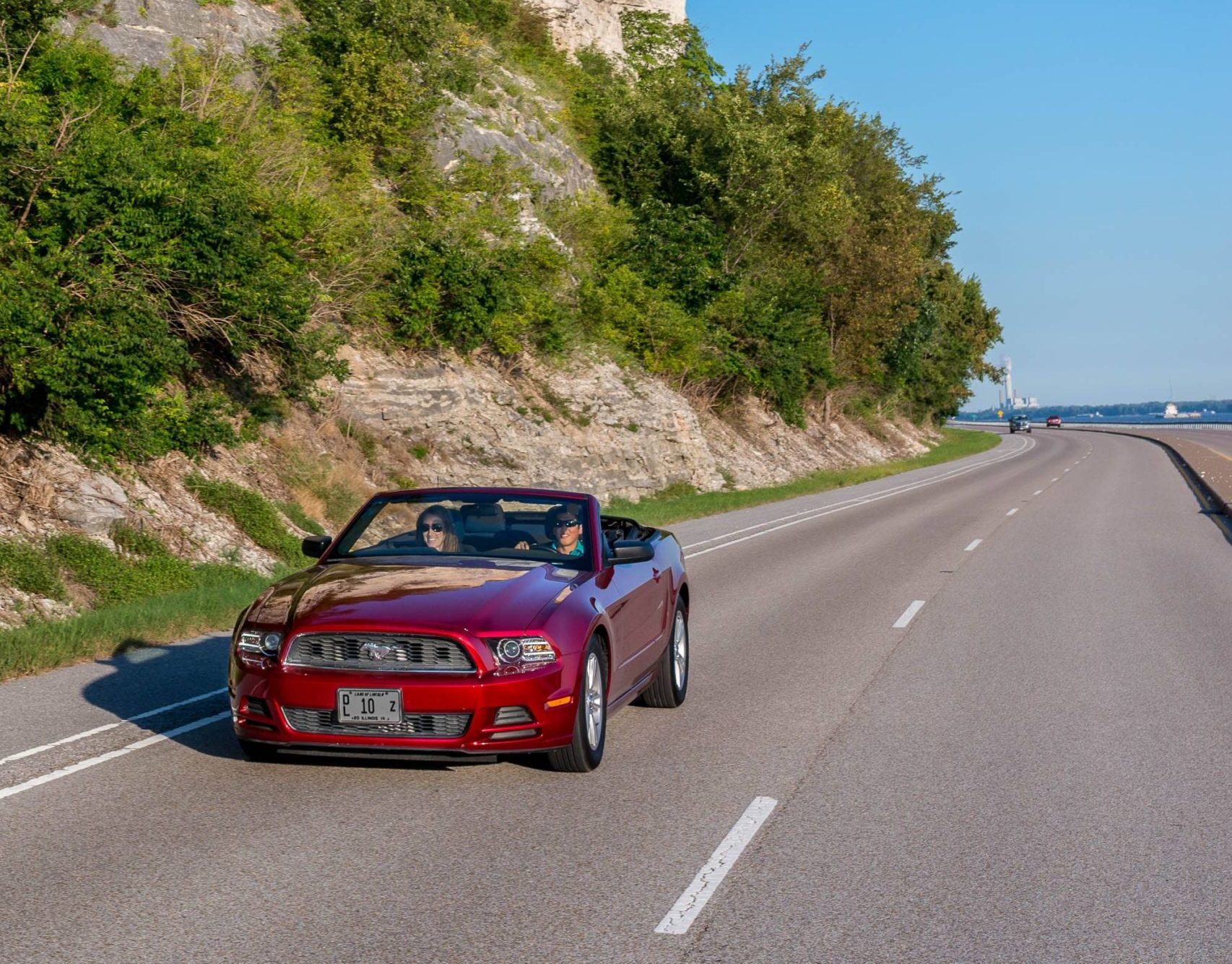 Convertible on Illinois Great River Road