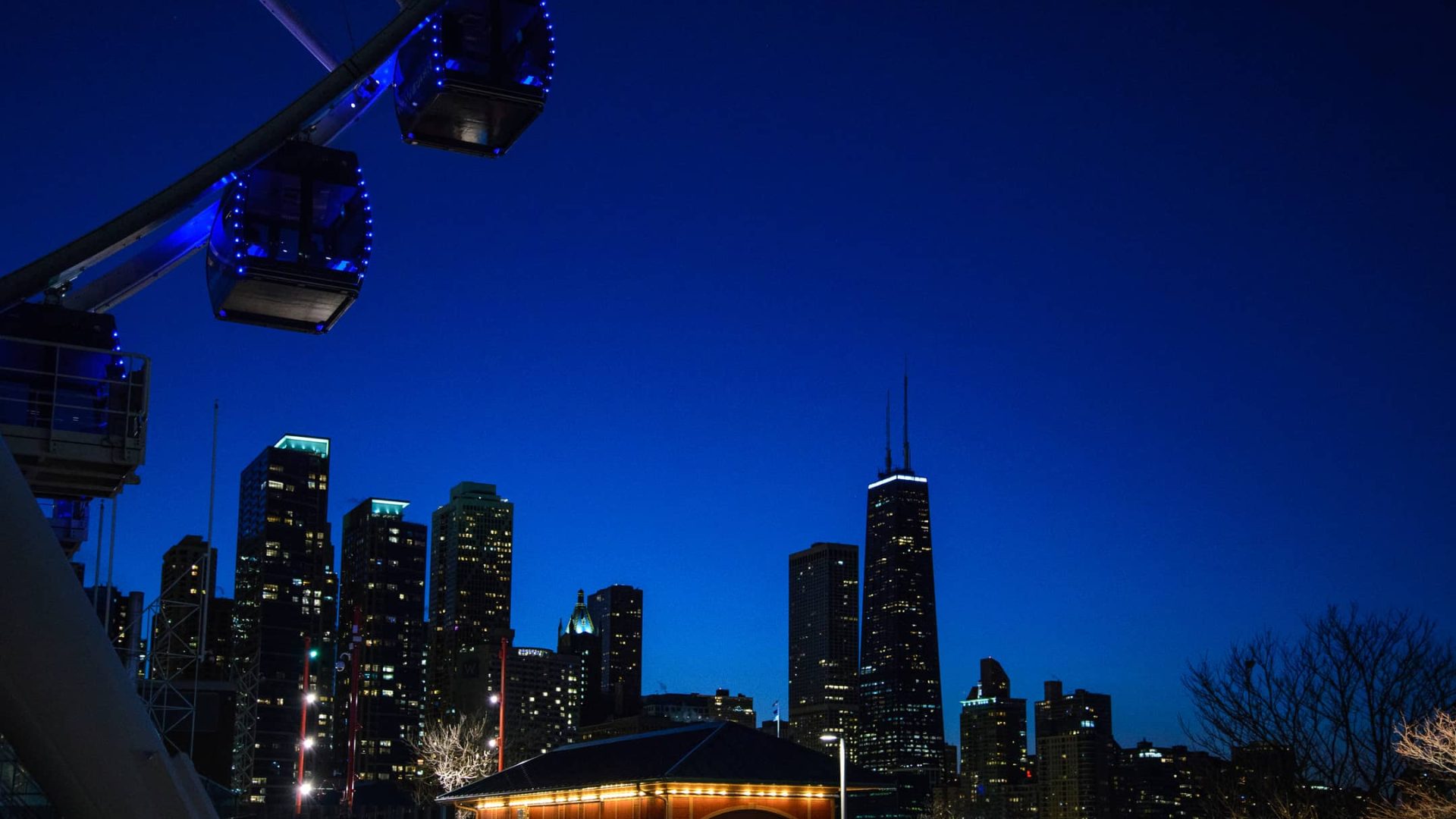 Navy Pier and Chicago skyline at night